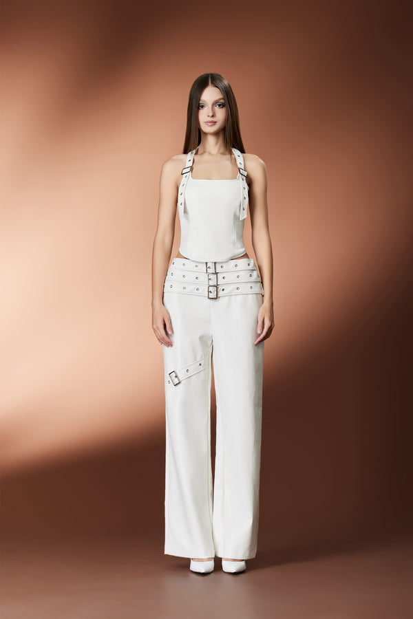 Lina-Outfit