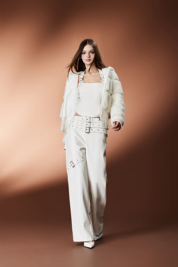 Lina-Outfit