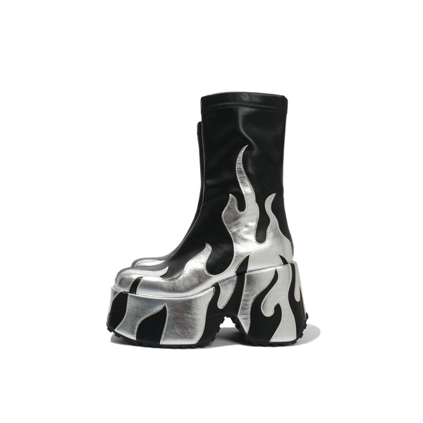 Maxi-Boots