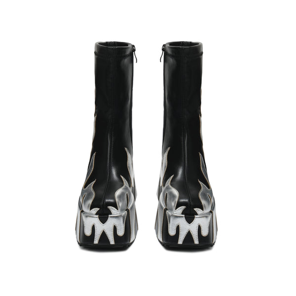 Maxi-Boots